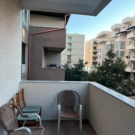Stiven Delux Durres